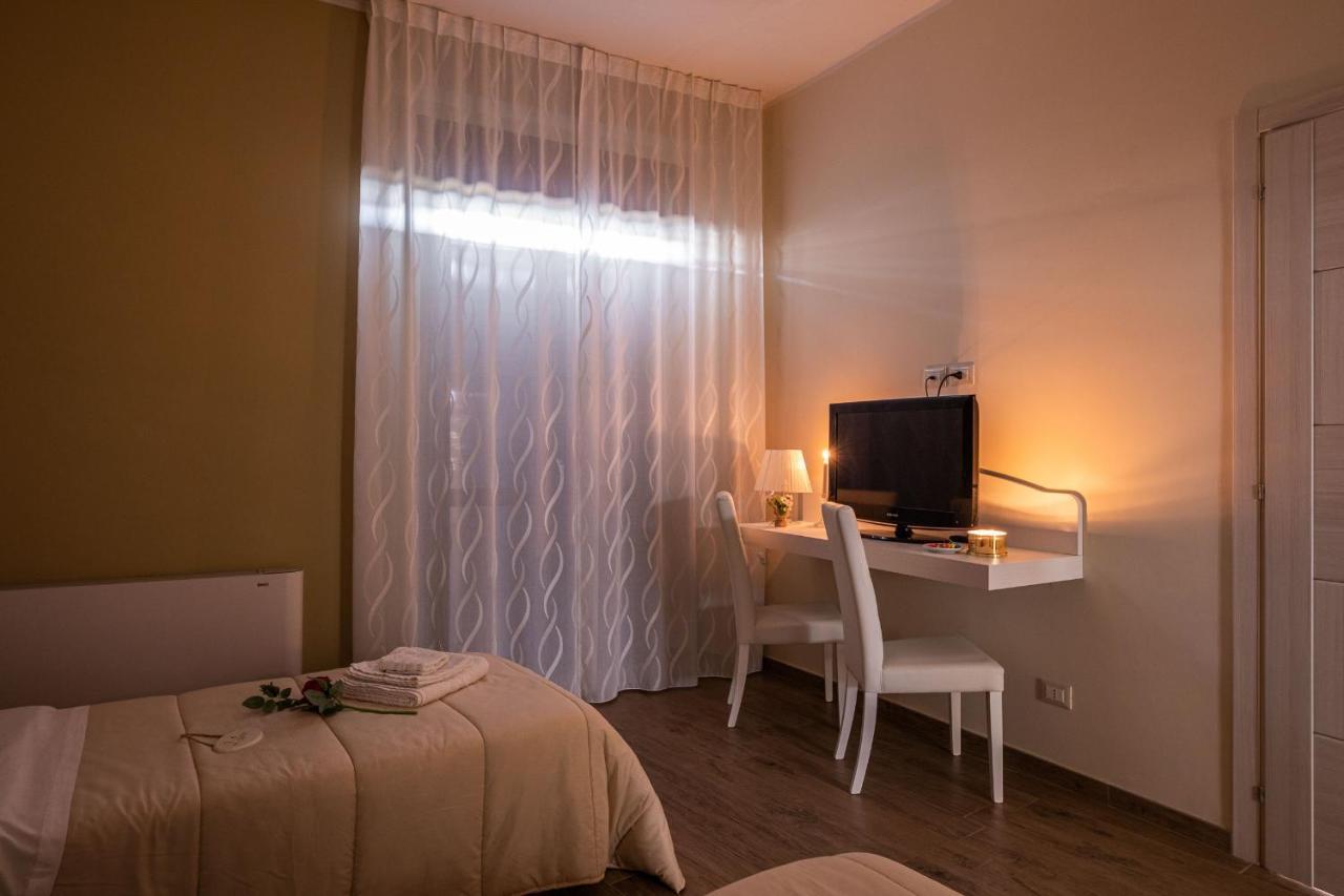 Bed and Breakfast Agora' Castelnuovo Della Daunia Exterior foto